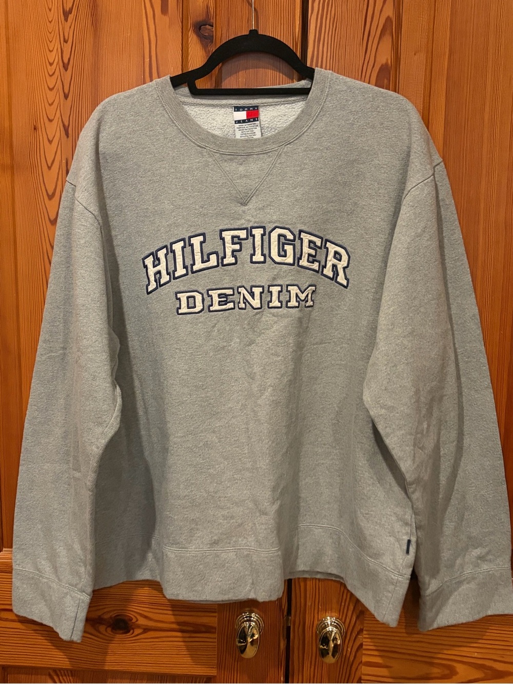 Tommy Hilfiger Light Gray Crewneck Sweatshirt with Chest Logo